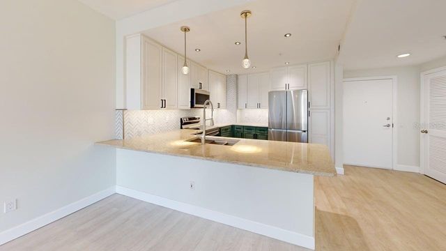 322 E CENTRAL BOULEVARD 1206, Orlando, FL 32801