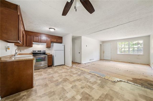 4975 Springbrook Drive, Douglasville, GA 30135