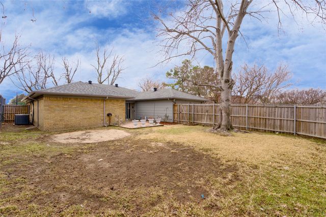 729 Maple Glen Drive, Garland, TX 75043