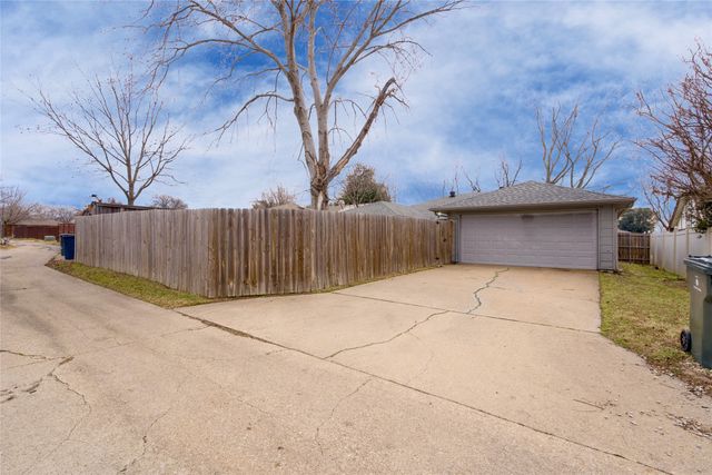 729 Maple Glen Drive, Garland, TX 75043
