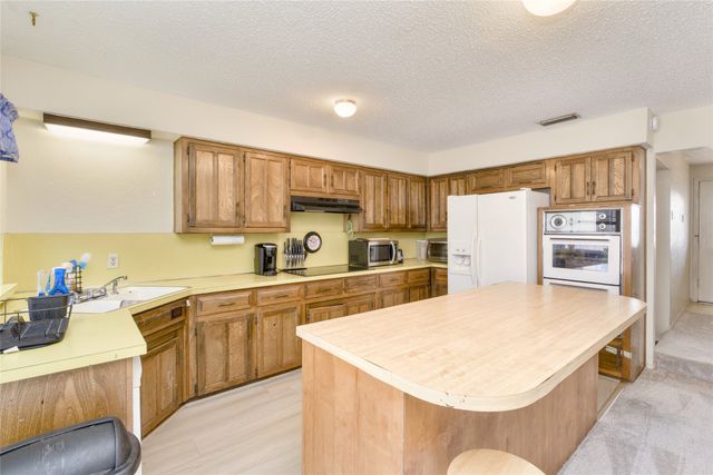 729 Maple Glen Drive, Garland, TX 75043