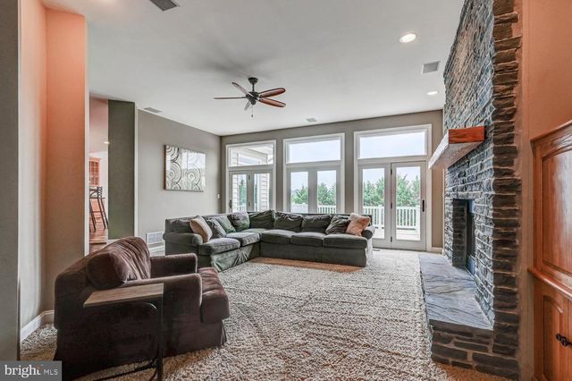 106 GRAYSTONE FARM RD, White Hall, MD 21161