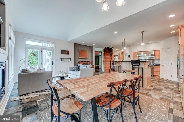106 GRAYSTONE FARM RD, White Hall, MD 21161