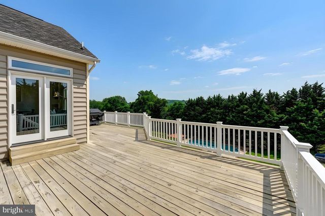 106 GRAYSTONE FARM RD, White Hall, MD 21161
