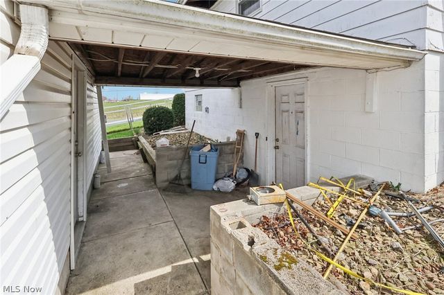 3561 Lower Elkton Road, Leetonia, OH 44431