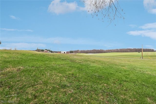 3561 Lower Elkton Road, Leetonia, OH 44431
