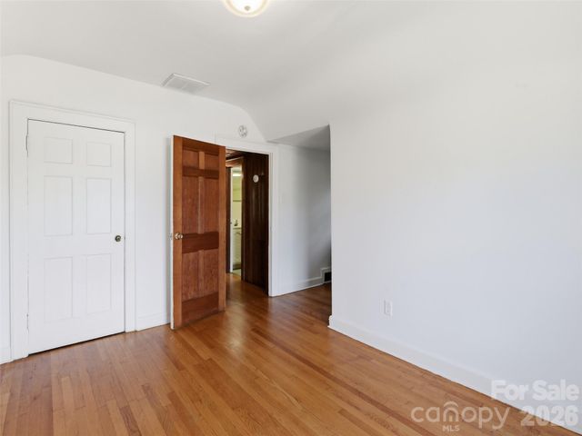 279 Longview Drive, Waynesville, NC 28786