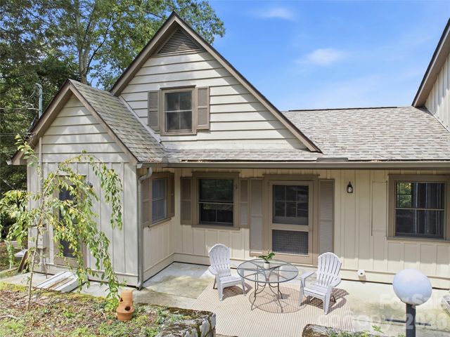 279 Longview Drive, Waynesville, NC 28786