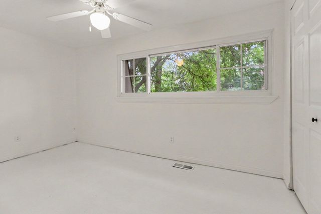 541 Long Shore Drive, Ann Arbor, MI 48105