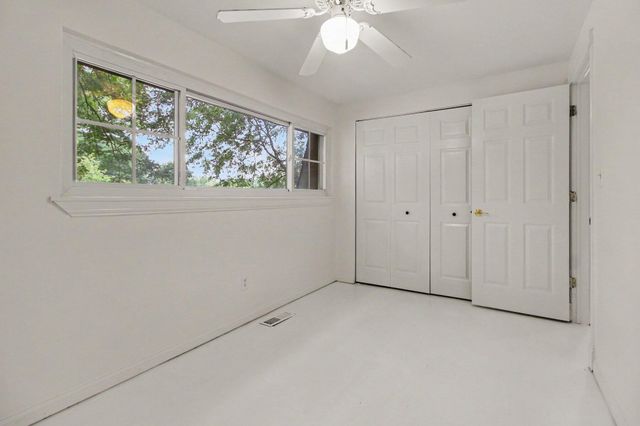 541 Long Shore Drive, Ann Arbor, MI 48105
