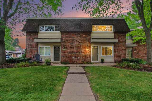 541 Long Shore Drive, Ann Arbor, MI 48105