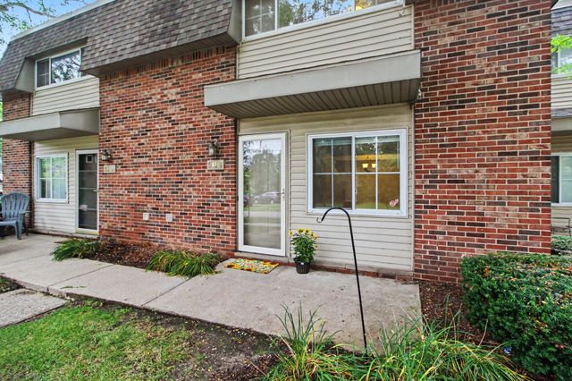 541 Long Shore Drive, Ann Arbor, MI 48105