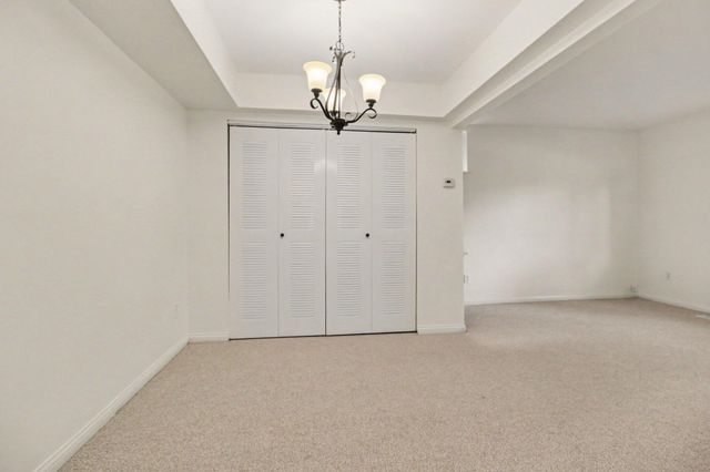 541 Long Shore Drive, Ann Arbor, MI 48105