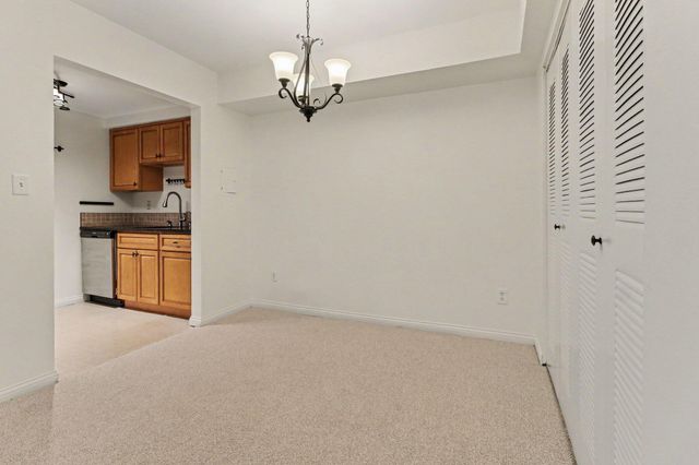 541 Long Shore Drive, Ann Arbor, MI 48105