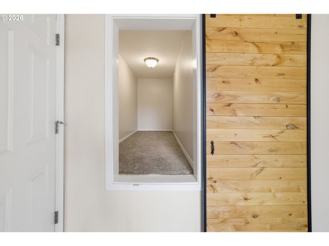 2340 Sw HOWARD Dr, Mc Minnville, OR 97128