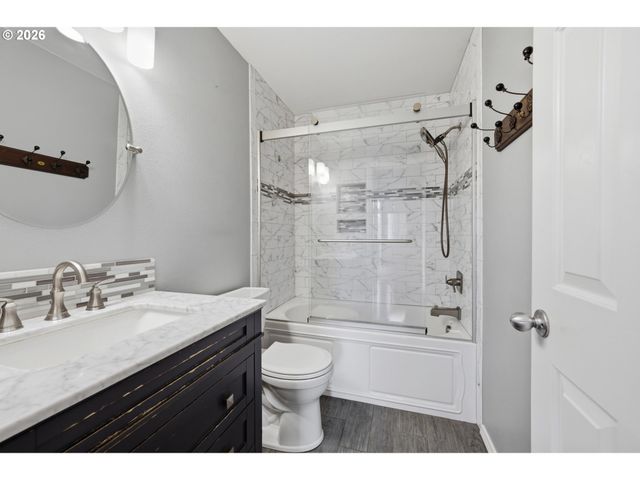 2340 Sw HOWARD Dr, Mc Minnville, OR 97128