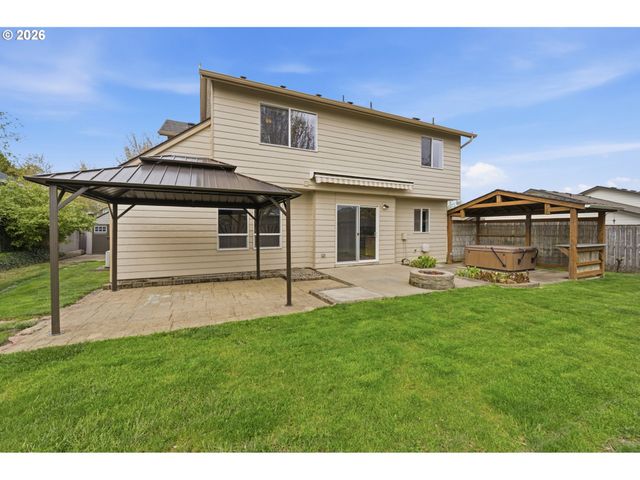 2340 Sw HOWARD Dr, Mc Minnville, OR 97128