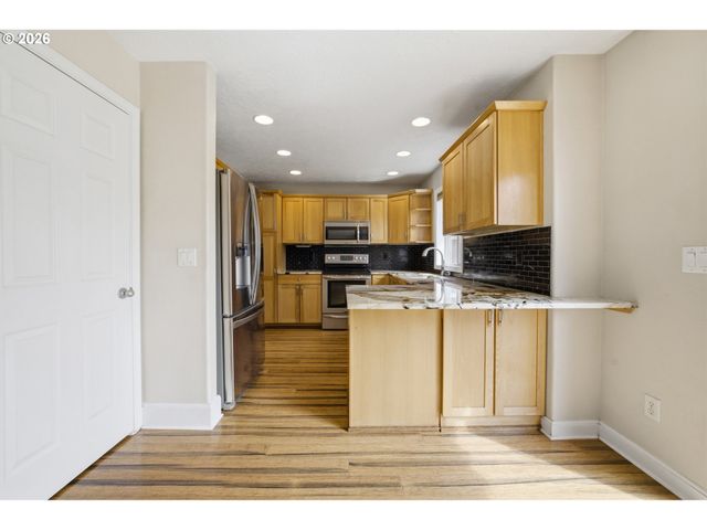 2340 Sw HOWARD Dr, Mc Minnville, OR 97128