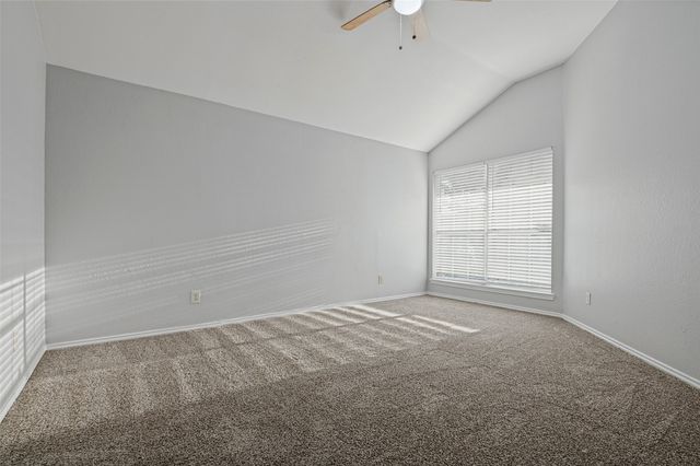 3174 Cross Creek Circle, Grand Prairie, TX 75052
