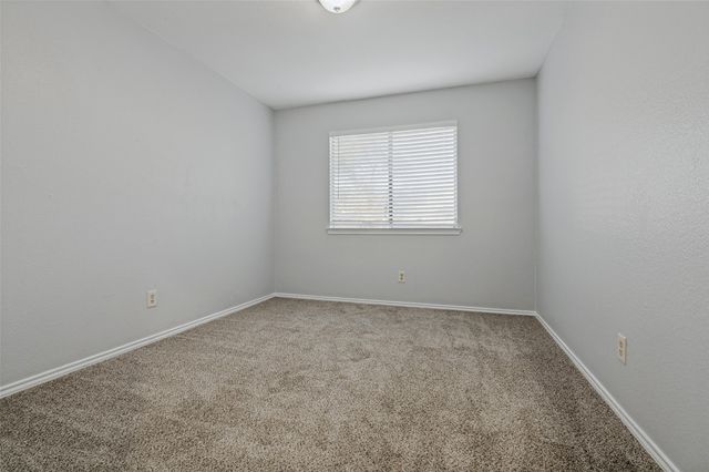 3174 Cross Creek Circle, Grand Prairie, TX 75052