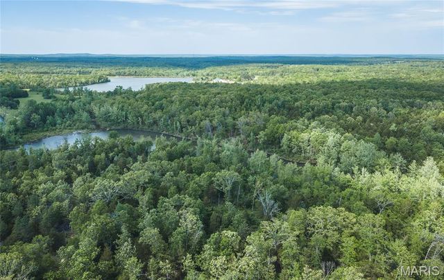 000 Rainbow Springs Acres Road, Mineral Point, MO 63660