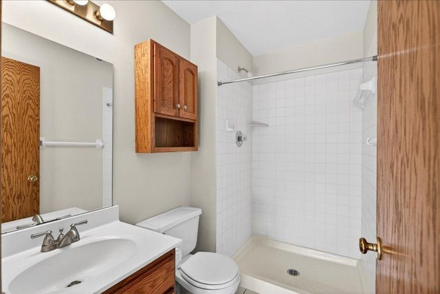 8920 Vickors Crossing, Brooklyn Park, MN 55443