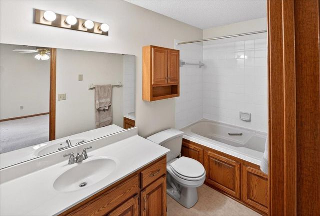 8920 Vickors Crossing, Brooklyn Park, MN 55443