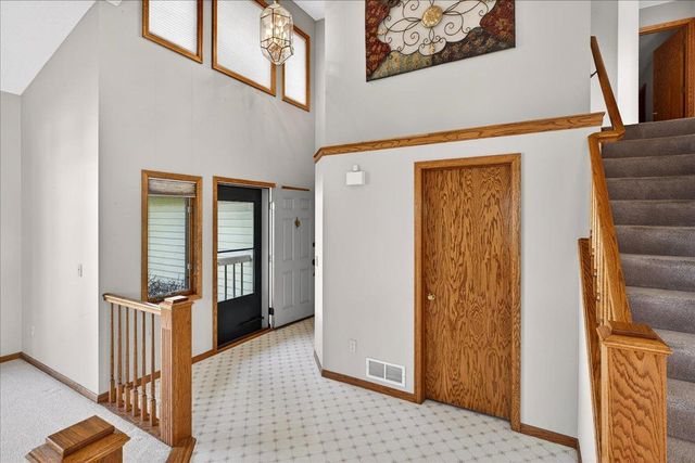 8920 Vickors Crossing, Brooklyn Park, MN 55443