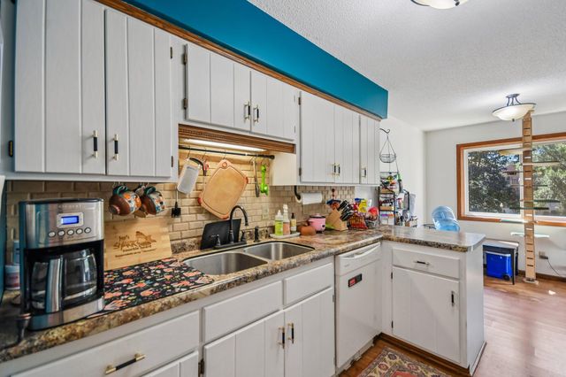 11840 Vintage Street NW, Coon Rapids, MN 55433