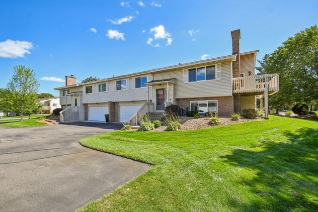 11840 Vintage Street NW, Coon Rapids, MN 55433