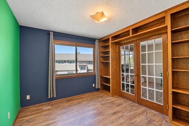 11840 Vintage Street NW, Coon Rapids, MN 55433