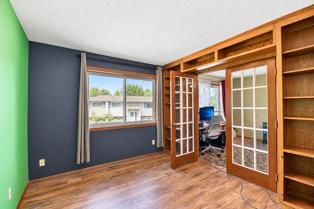 11840 Vintage Street NW, Coon Rapids, MN 55433