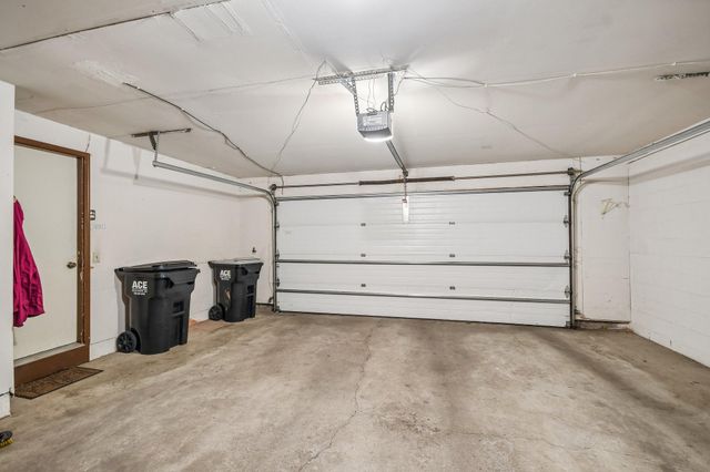 11840 Vintage Street NW, Coon Rapids, MN 55433