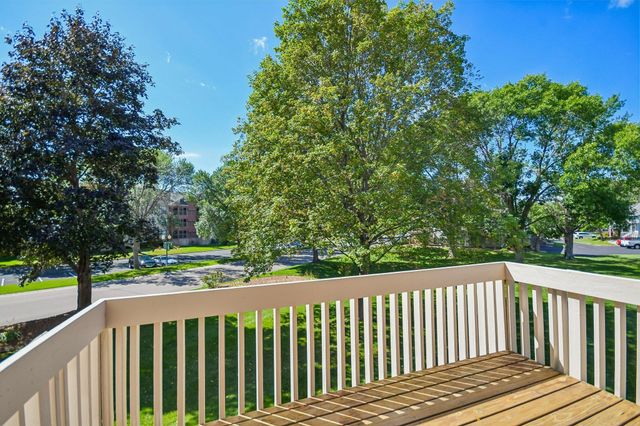 11840 Vintage Street NW, Coon Rapids, MN 55433