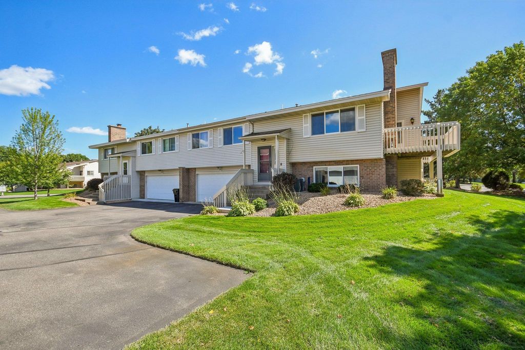 11840 Vintage Street NW, Coon Rapids, MN 55433 — photo 2