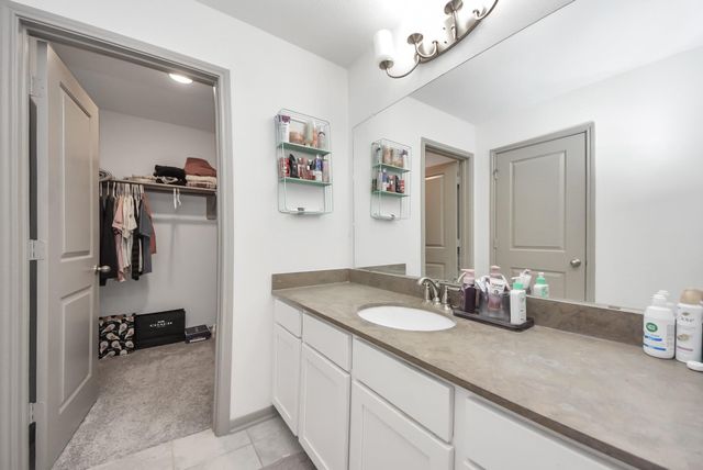 1911 Sapphire Pines Lane, Richmond, TX 77469