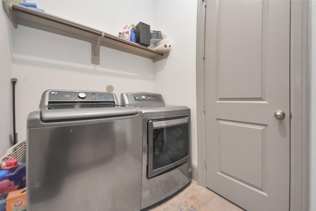 1911 Sapphire Pines Lane, Richmond, TX 77469