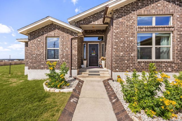 149 LAKEVIEW CIR, La Vernia, TX 78121