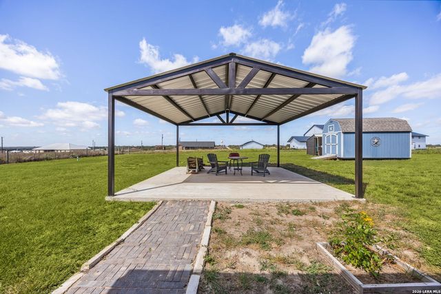 149 LAKEVIEW CIR, La Vernia, TX 78121
