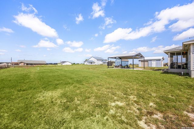 149 LAKEVIEW CIR, La Vernia, TX 78121