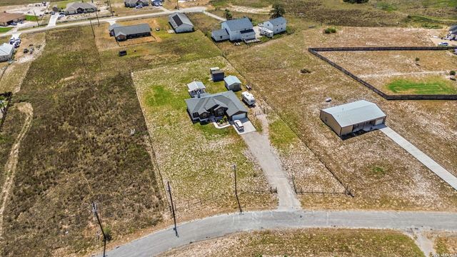 149 LAKEVIEW CIR, La Vernia, TX 78121