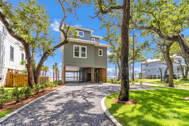 1093 Water Oaks Circle, Gulf Shores, AL 36542