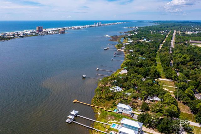 1093 Water Oaks Circle, Gulf Shores, AL 36542