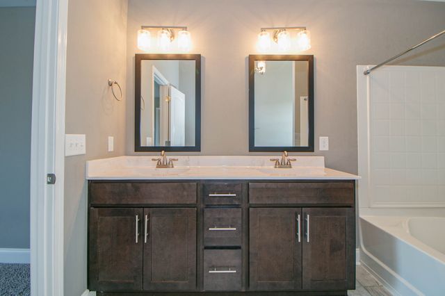 124 Sambar Drive, Clarksville, TN 37040