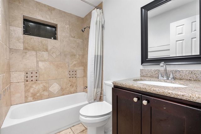 9897 Fairway Cove Lane, Plantation, FL 33324