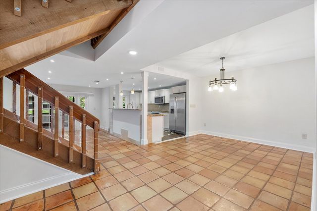 9897 Fairway Cove Lane, Plantation, FL 33324