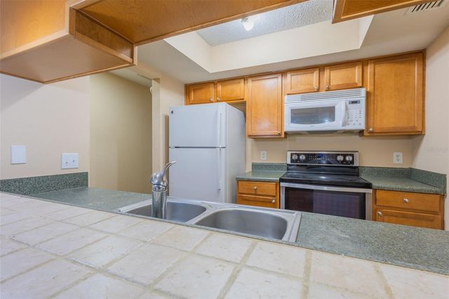 129 N MERCURY AVENUE, Clearwater, FL 33765