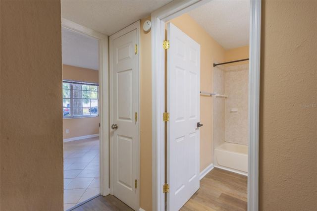 129 N MERCURY AVENUE, Clearwater, FL 33765