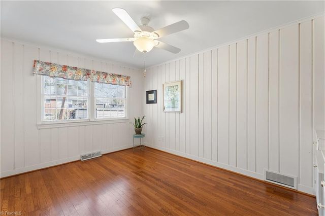 3201 Crittenden Court, Winston-salem, NC 27106