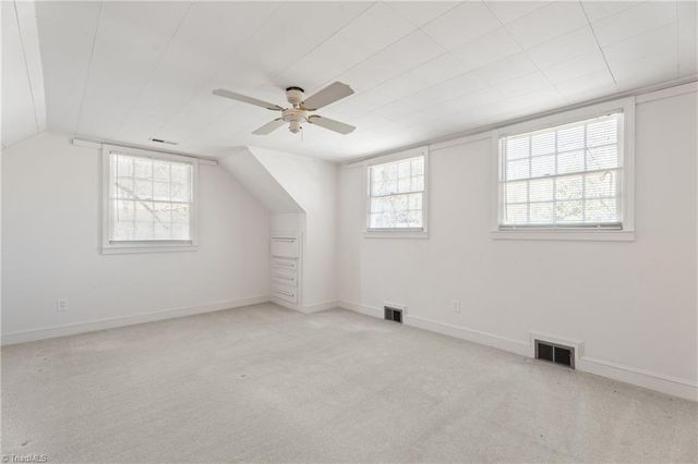 3201 Crittenden Court, Winston-salem, NC 27106